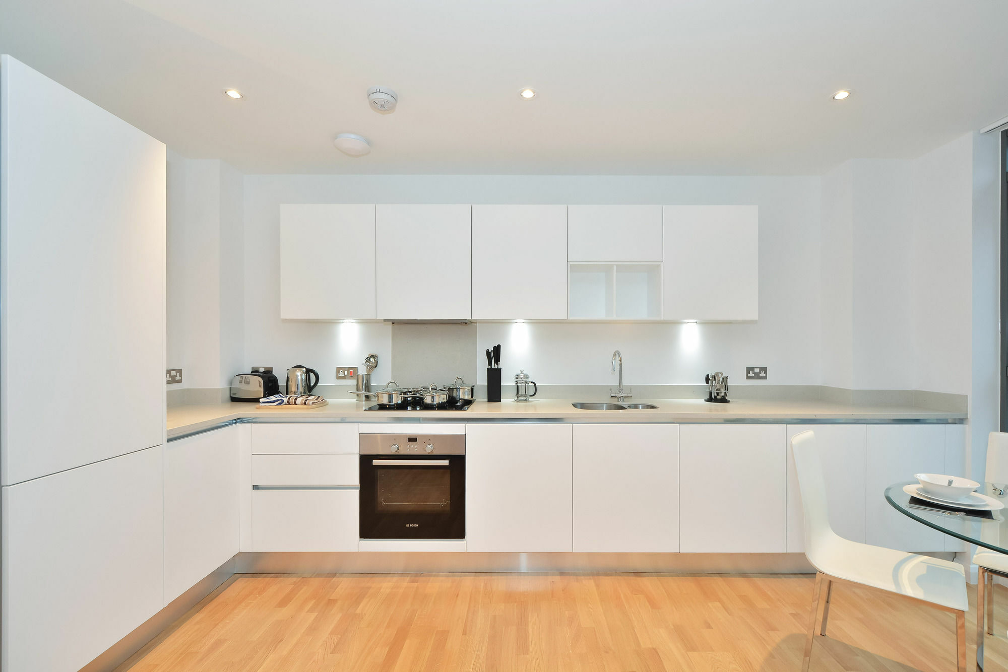 The Kensington Residencies Apartment ลอนดอน ภายนอก รูปภาพ